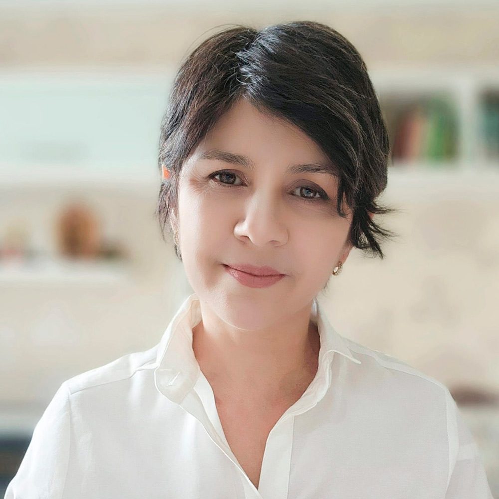 escritora_cassina_pizaia